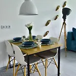 Lejlighed Beskid Nowoczesne, Stylowe Z Parkingiem By Reapartments *