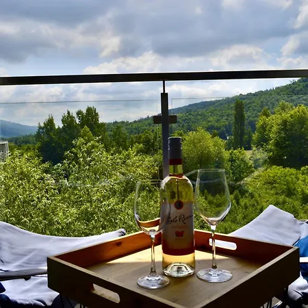 Apartment Beskid I Blisko Szlakow I Trasy Rowerowe I Rowerownia I Parking I Klimatyzacja *